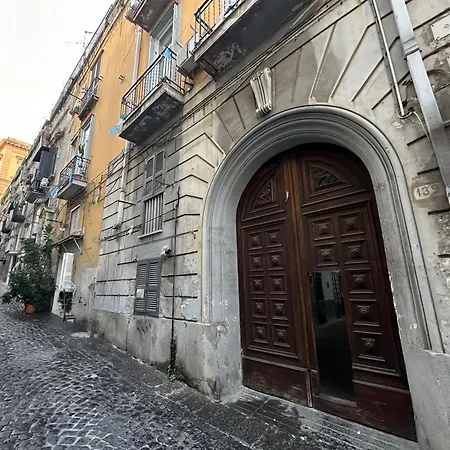3 min from Dante Appartamento in palazzo storico-2
